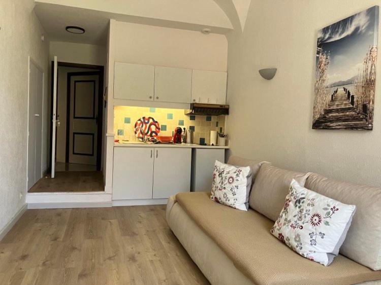 Studios - Menton Old Town - Near The Beach And Shops Екстериор снимка