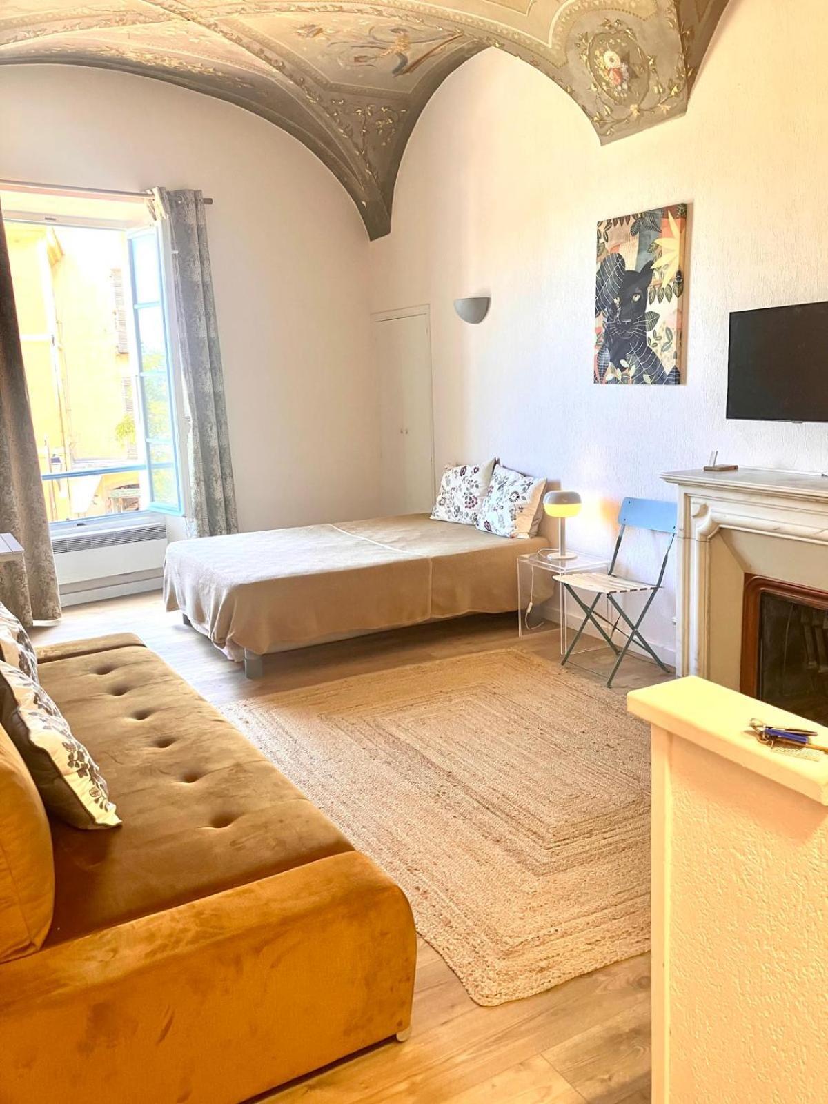 Studios - Menton Old Town - Near The Beach And Shops Екстериор снимка